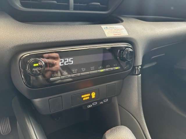 Fahrzeugbild eines Mazda Mazda2 Hybrid
