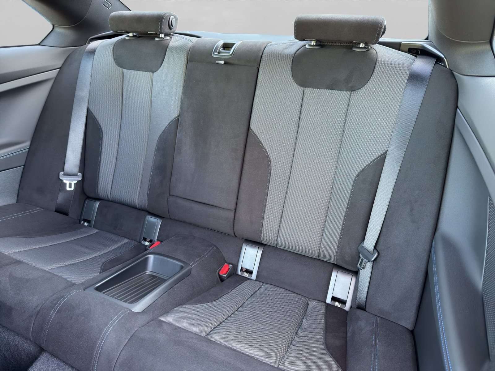 Fahrzeugbild eines BMW 2er-Reihe