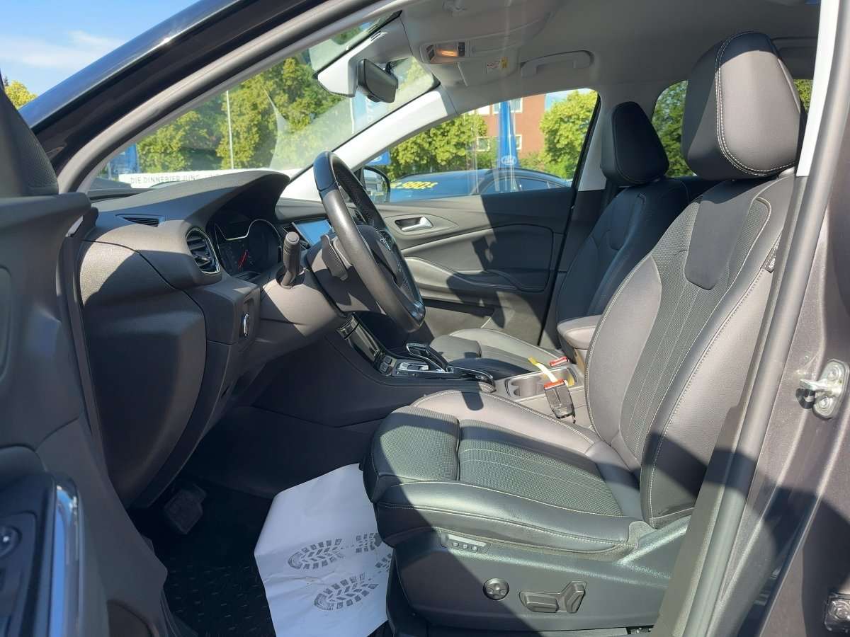 Fahrzeugbild eines Opel Grandland X