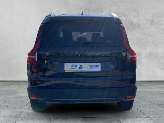 Fahrzeugbild eines Dacia Jogger