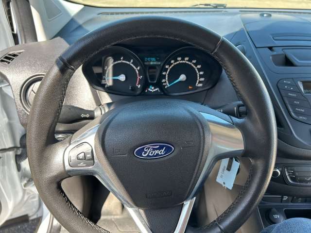 Fahrzeugbild eines Ford Transit Courier