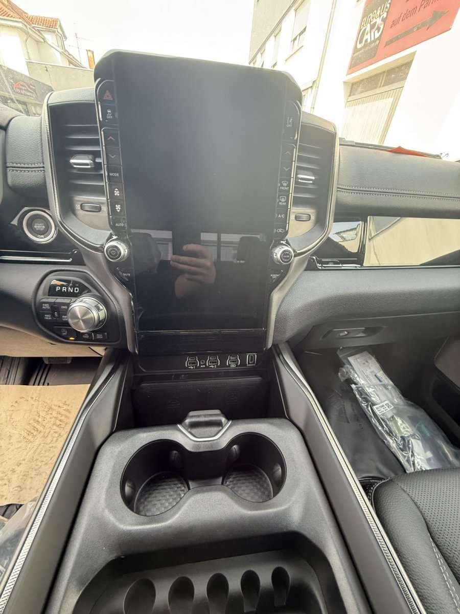 Fahrzeugbild eines Dodge RAM