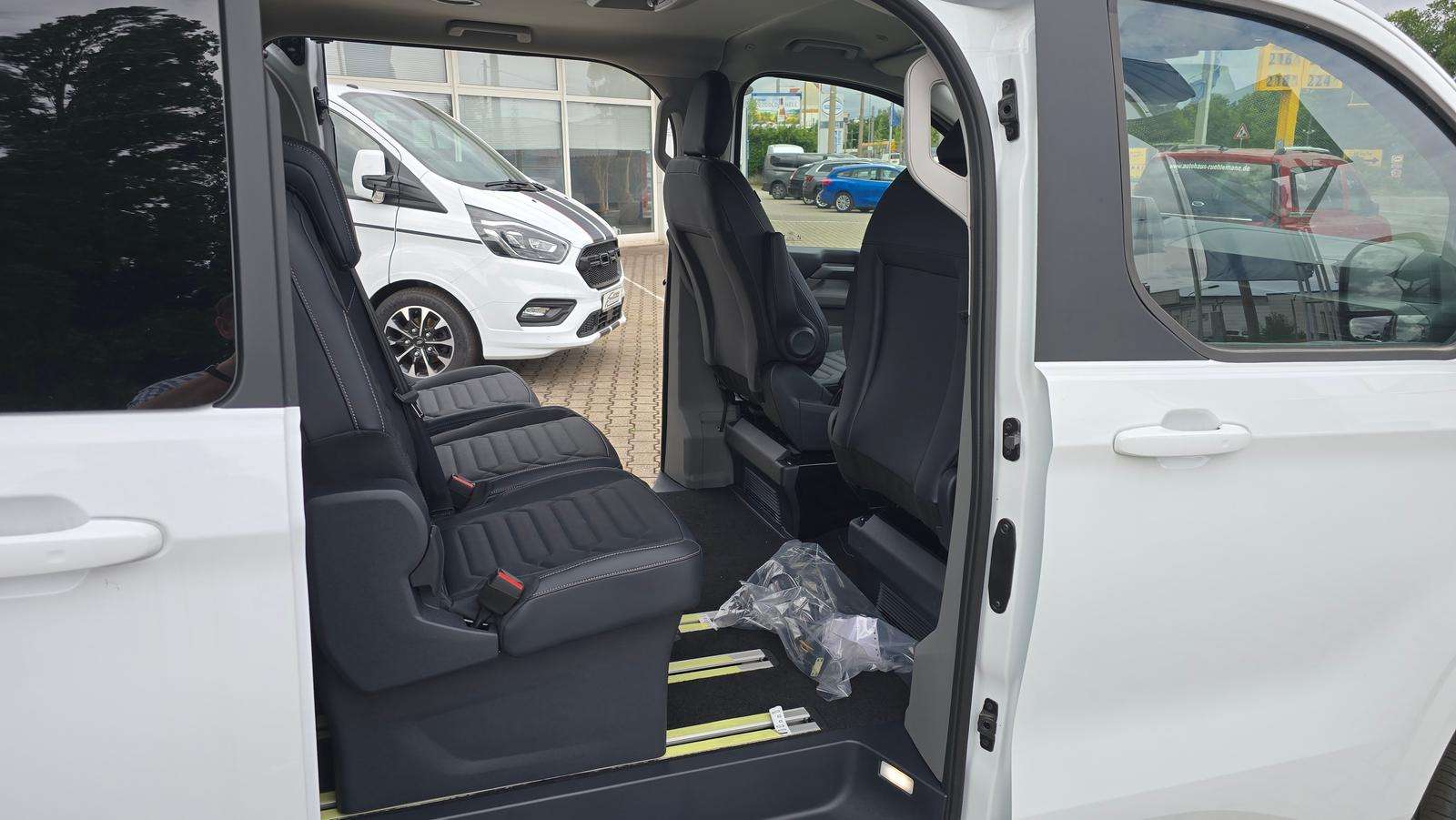 Fahrzeugbild eines Ford Tourneo Custom