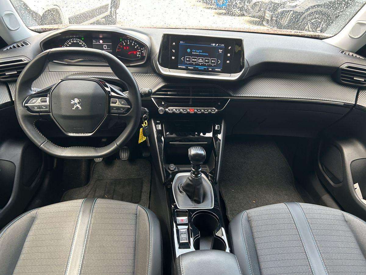 Fahrzeugbild eines Peugeot 2008