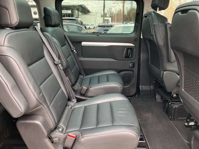 Fahrzeugbild eines Citroën SpaceTourer