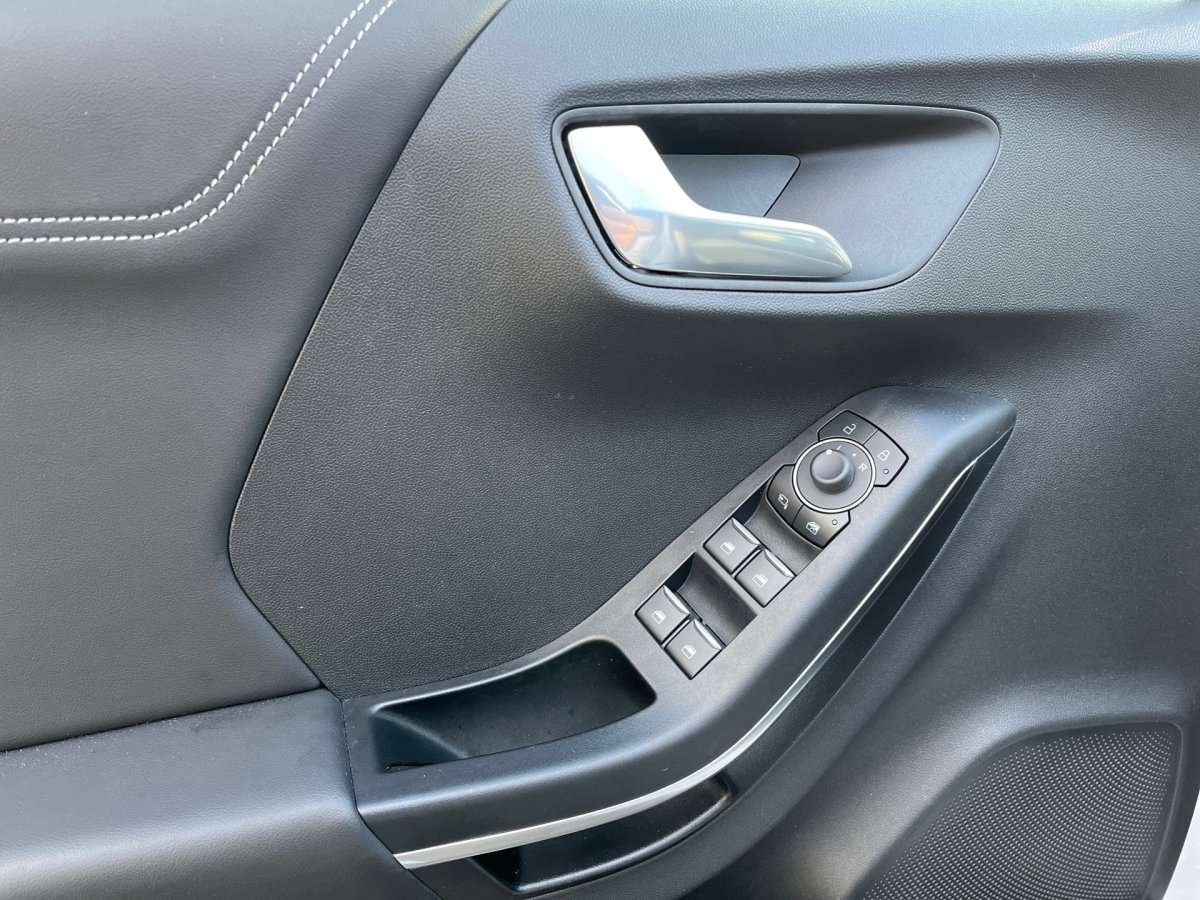 Fahrzeugbild eines Ford Puma