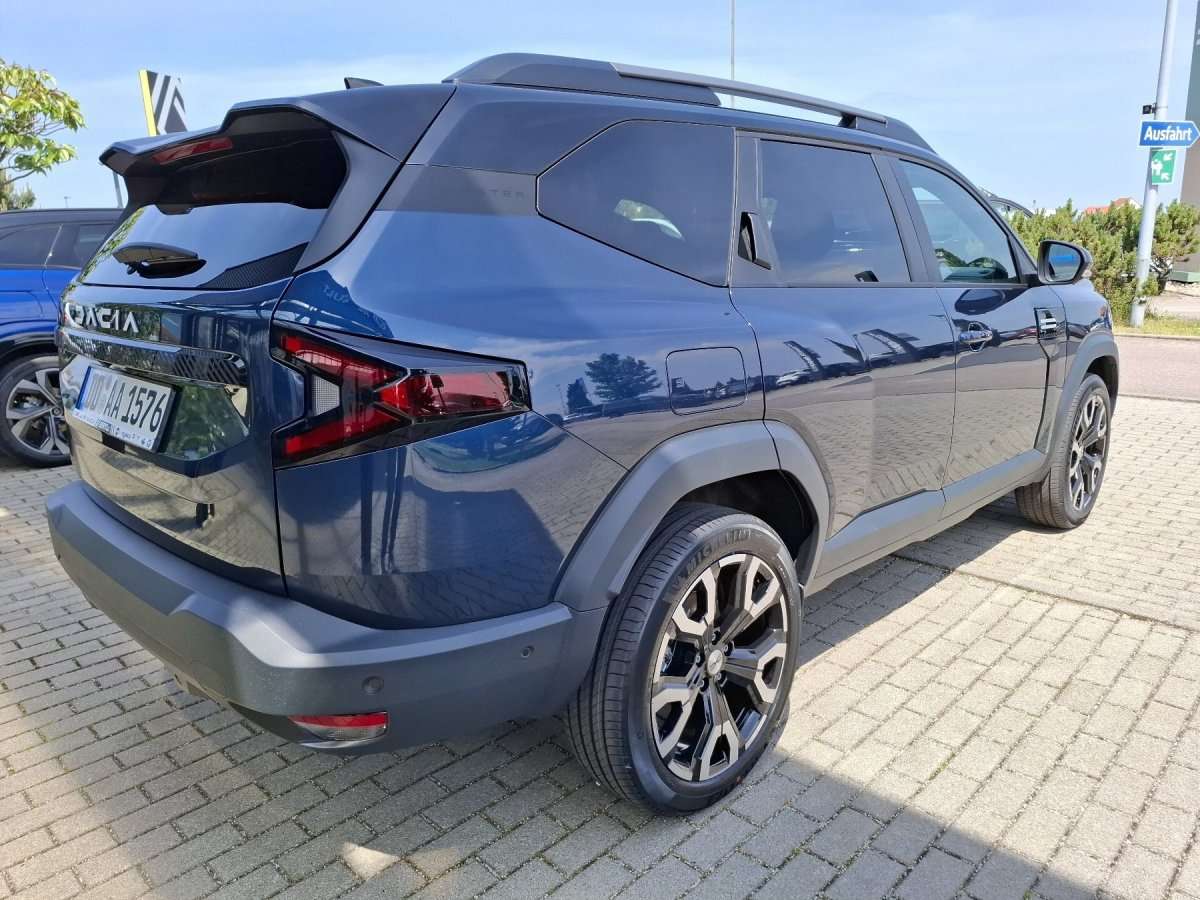 Fahrzeugbild eines Dacia Bigster