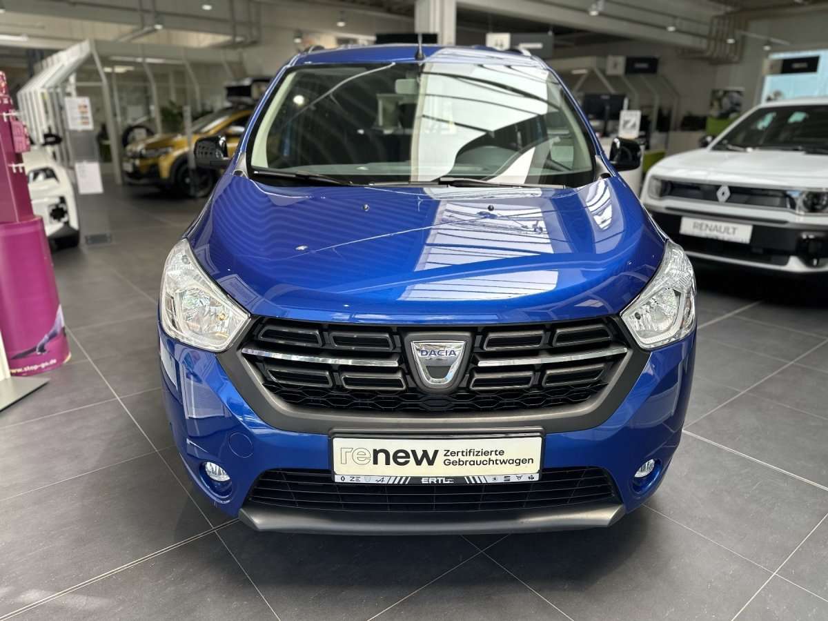 Fahrzeugbild eines Dacia Lodgy