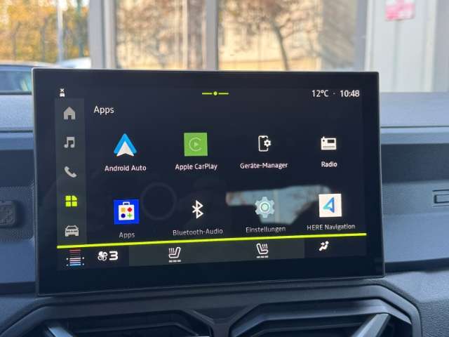 Fahrzeugbild eines Dacia Duster