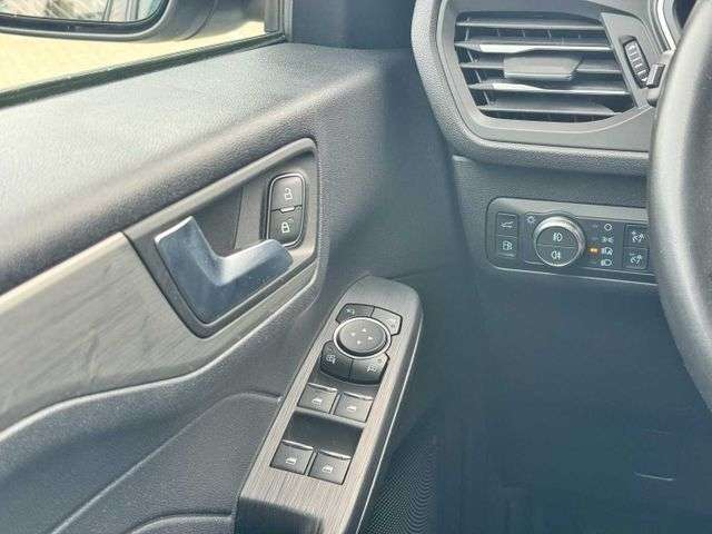 Fahrzeugbild eines Ford Kuga
