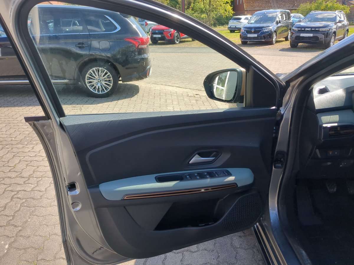 Fahrzeugbild eines Dacia Sandero