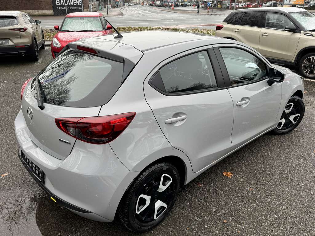 Fahrzeugbild eines Mazda Mazda2