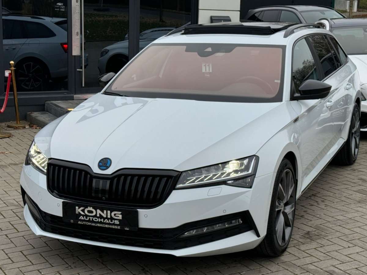 Fahrzeugbild eines Skoda Superb