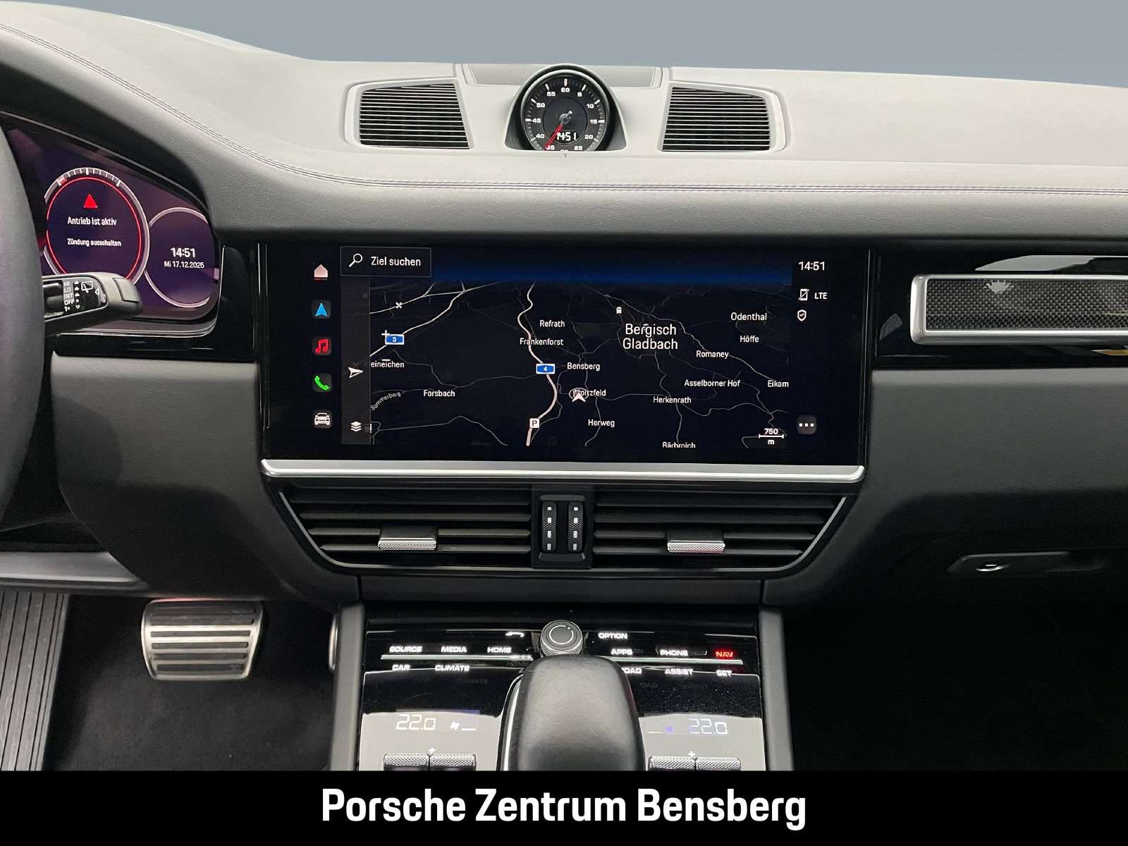 Fahrzeugbild eines Porsche Cayenne