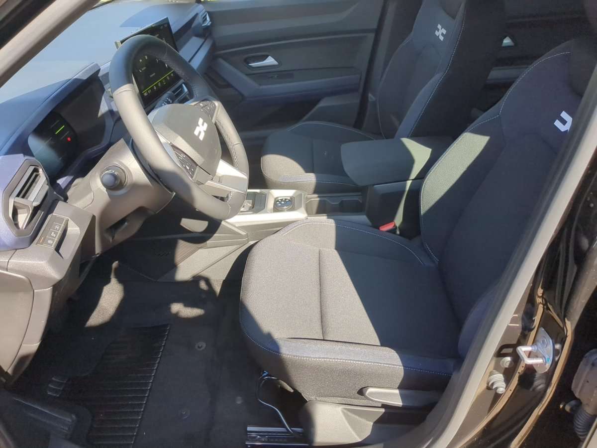 Fahrzeugbild eines Dacia Bigster
