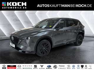 Schräge Frontansicht auf einen Mazda CX-5 , freigestellt