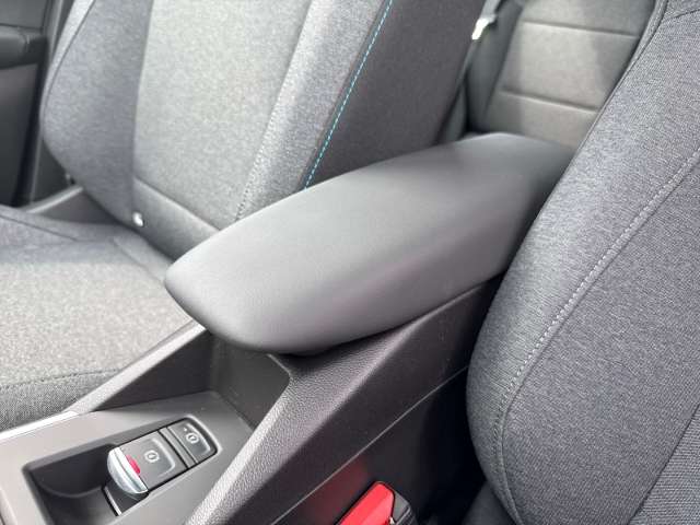 Fahrzeugbild eines Renault Clio