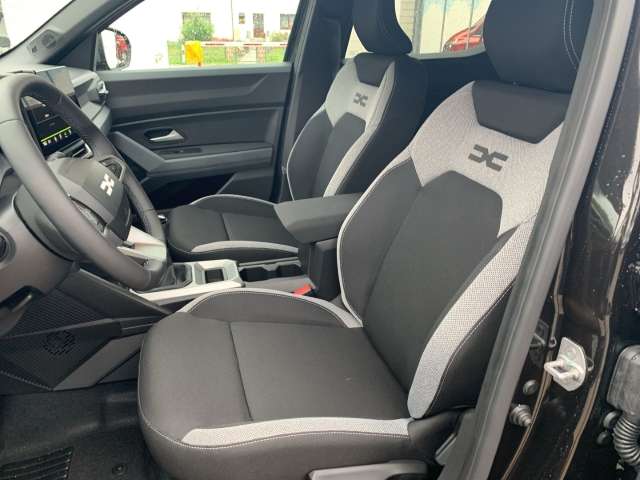 Fahrzeugbild eines Dacia Duster