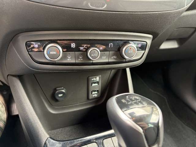 Fahrzeugbild eines Opel Crossland X