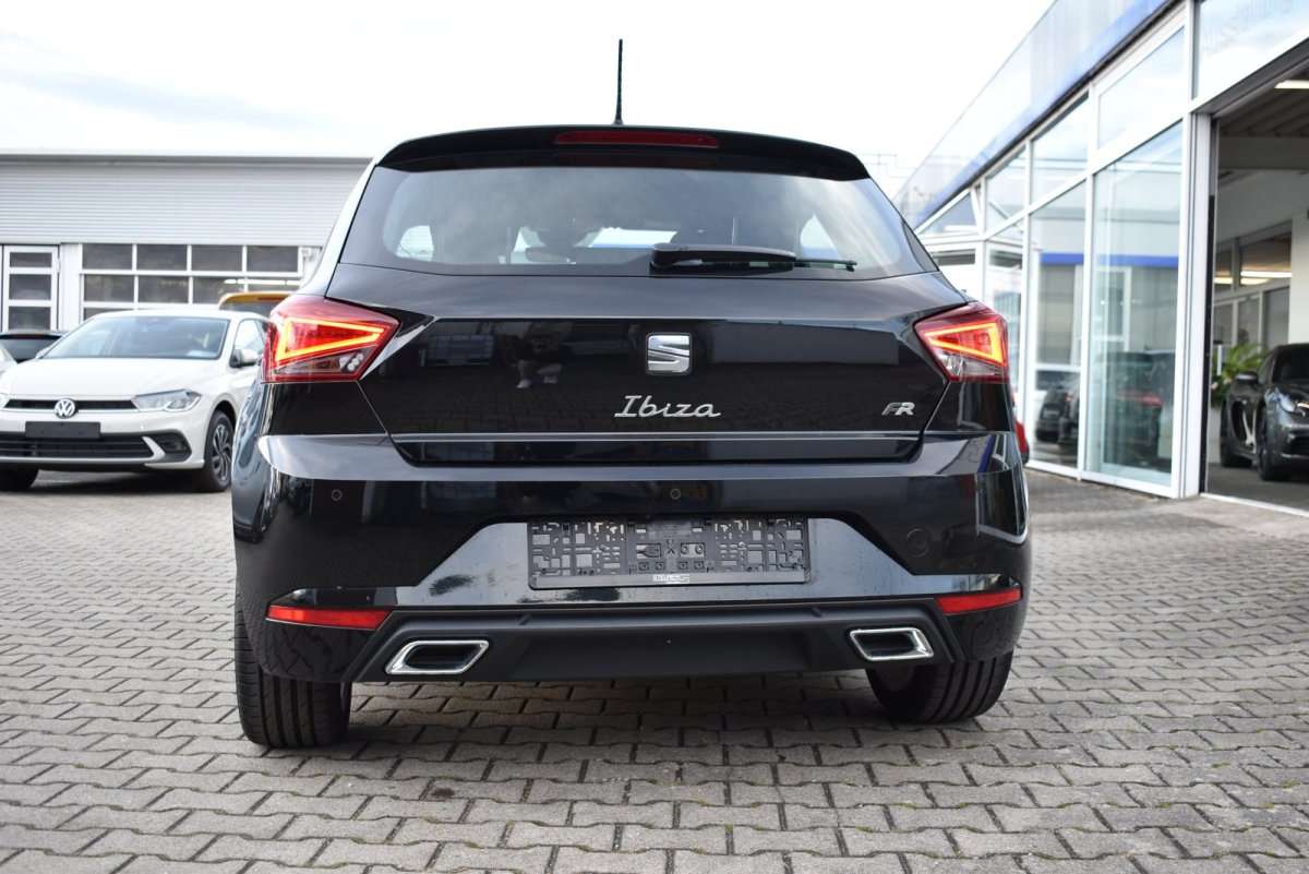 Fahrzeugbild eines SEAT Ibiza