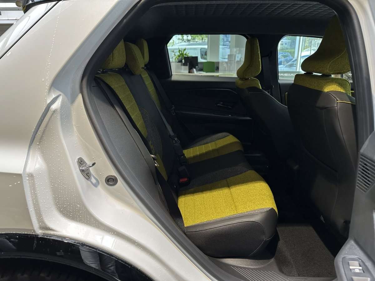 Fahrzeugbild eines Renault 5 E-TECH