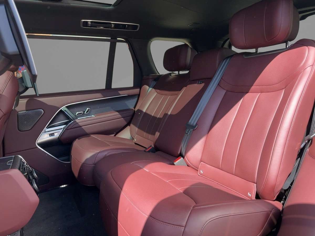 Fahrzeugbild eines Land Rover Range Rover