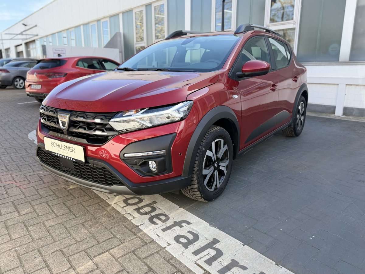 Fahrzeugbild eines Dacia Sandero