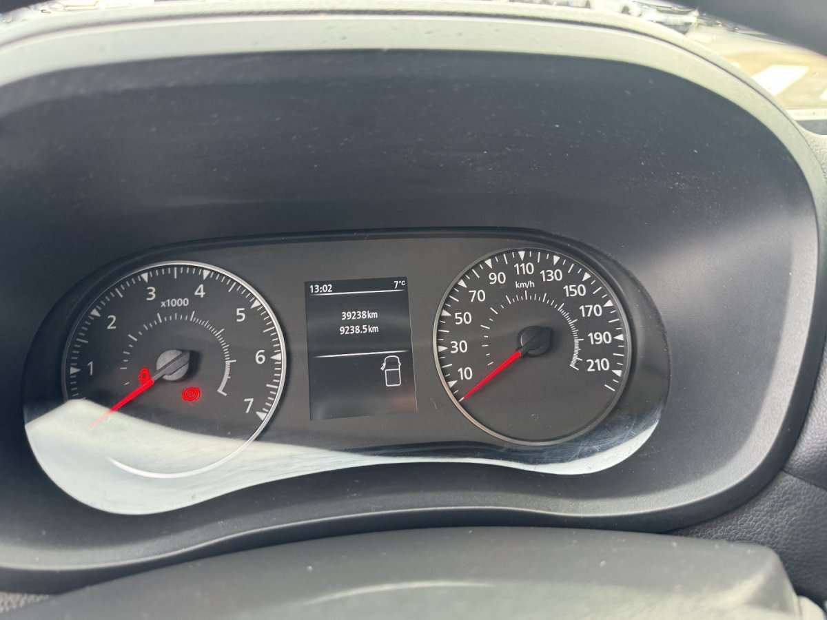 Fahrzeugbild eines Renault Master