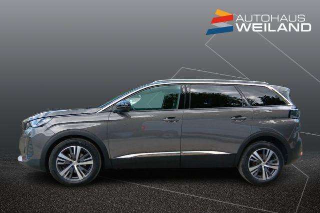 Fahrzeugbild eines Peugeot 5008