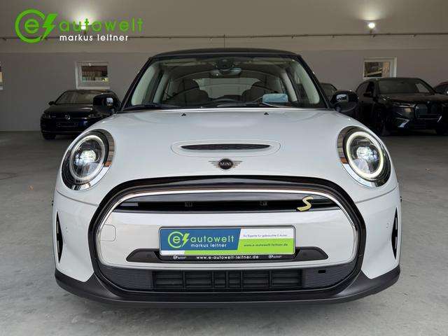 Fahrzeugbild eines MINI COOPER