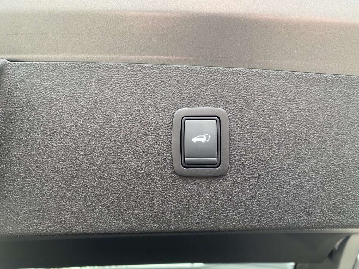 Fahrzeugbild eines Dacia Bigster