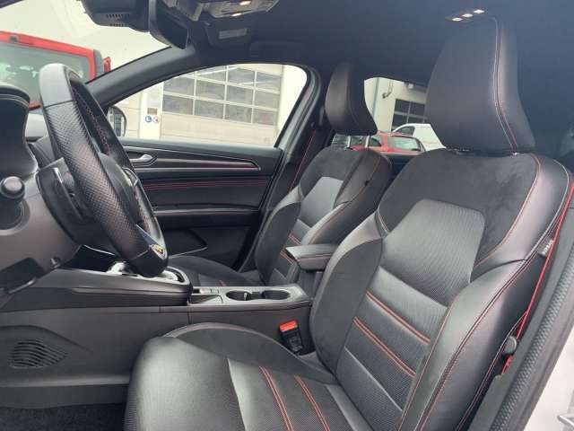 Fahrzeugbild eines Renault Arkana