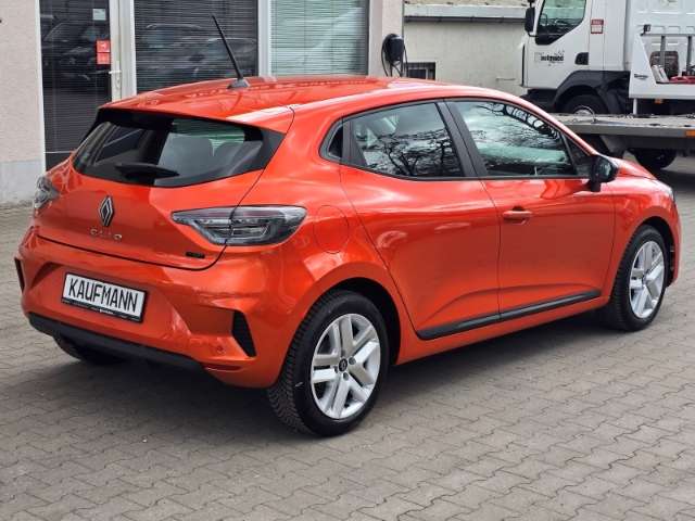Fahrzeugbild eines Renault Clio