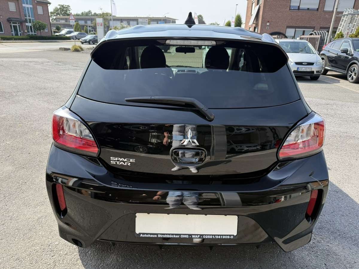 Fahrzeugbild eines Mitsubishi Space Star