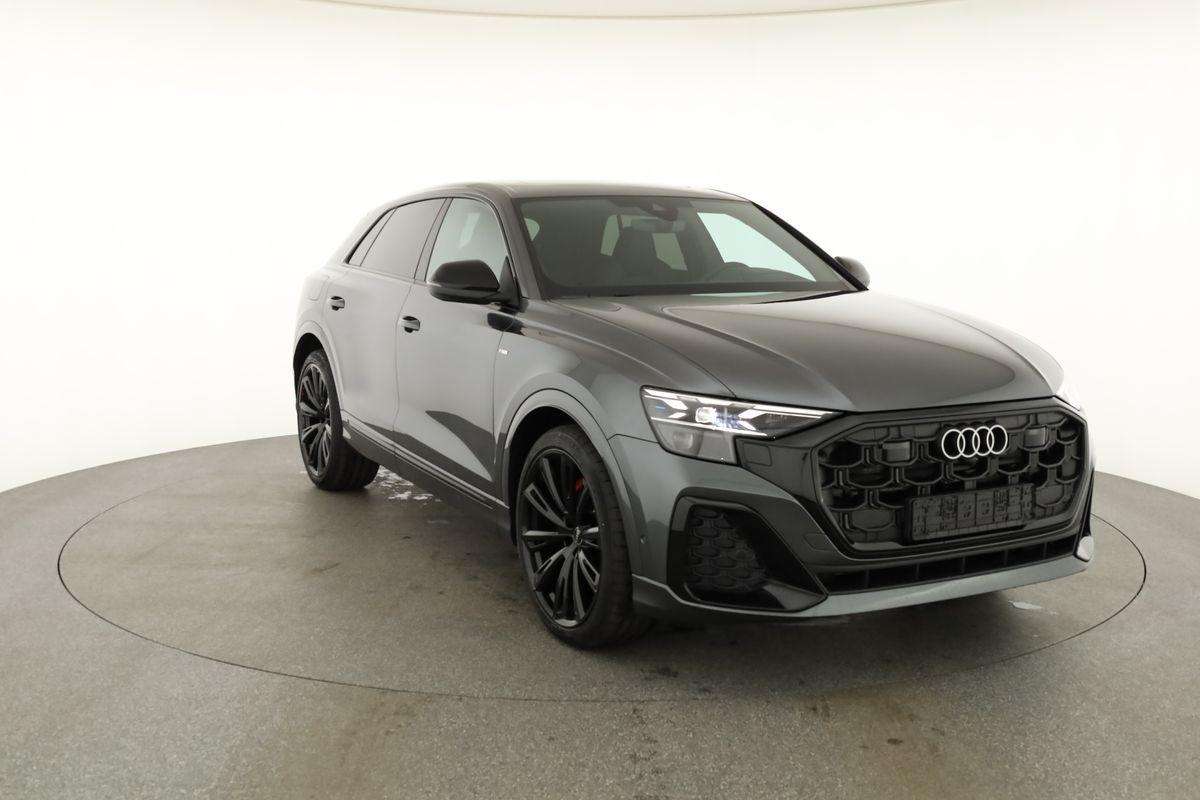 Fahrzeugbild eines Audi Q8