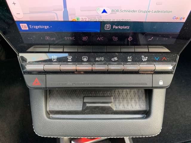 Fahrzeugbild eines Renault Megane E-TECH