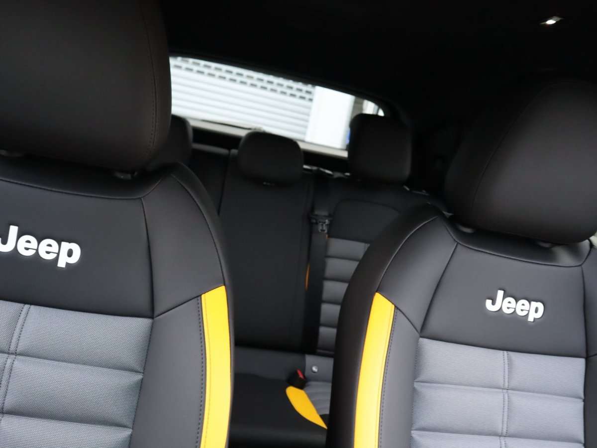 Fahrzeugbild eines Jeep Avenger