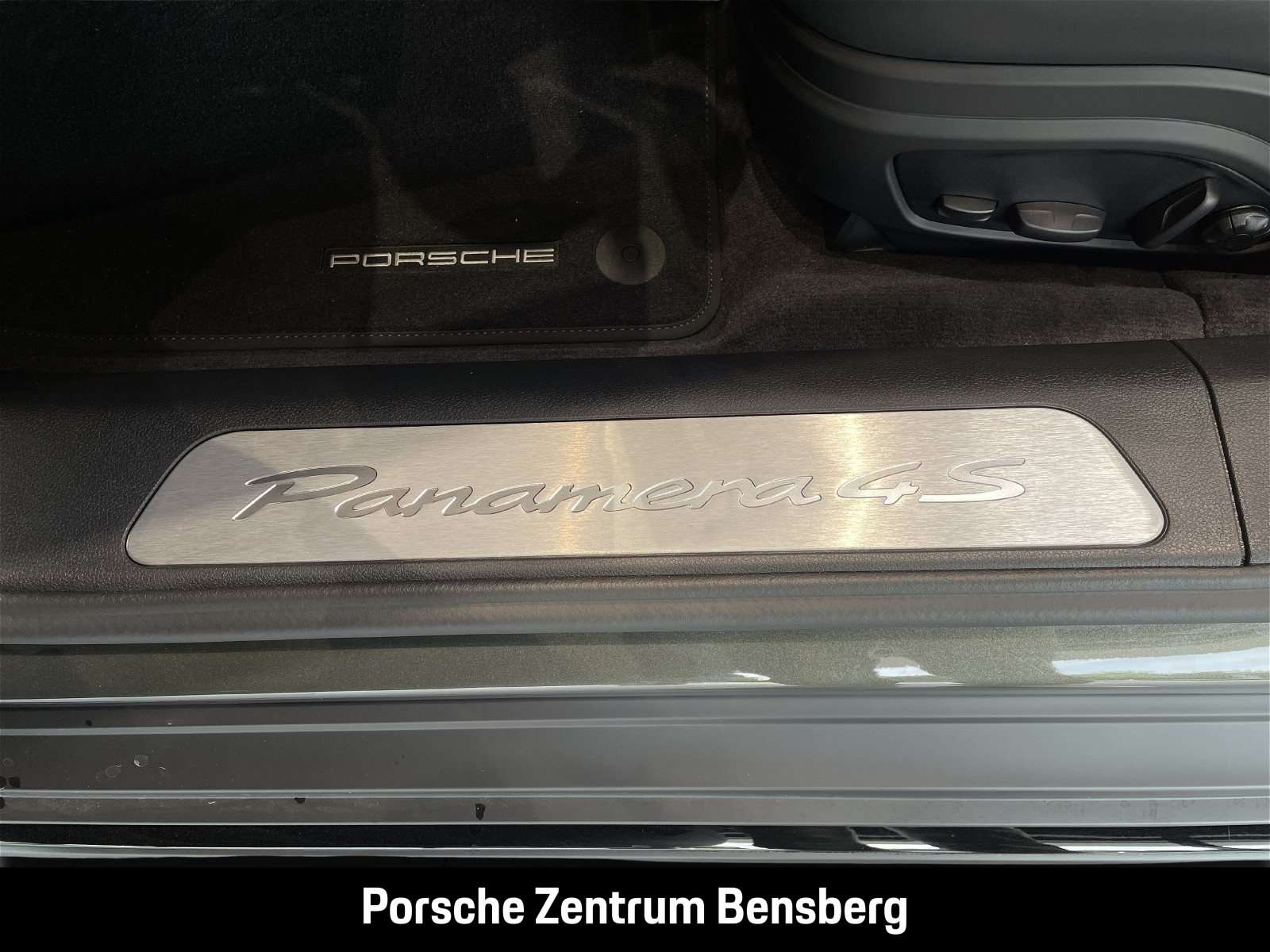 Fahrzeugbild eines Porsche Panamera