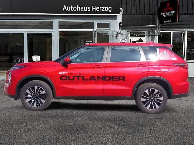 Fahrzeugbild eines Mitsubishi Outlander