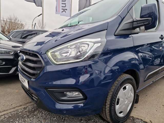 Fahrzeugbild eines Ford Transit Custom