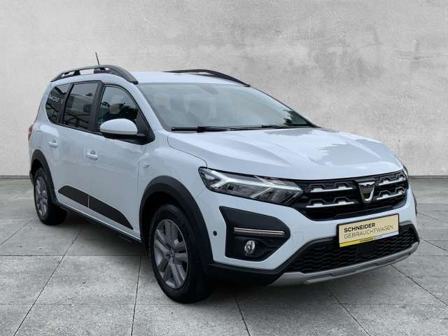Fahrzeugbild eines Dacia Jogger