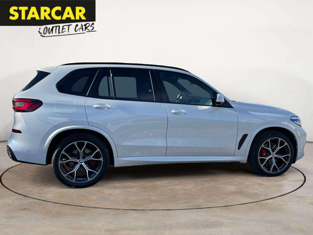 Fahrzeugbild eines BMW X5