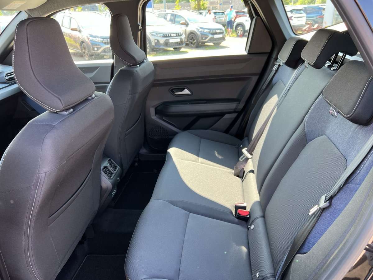 Fahrzeugbild eines Dacia Bigster