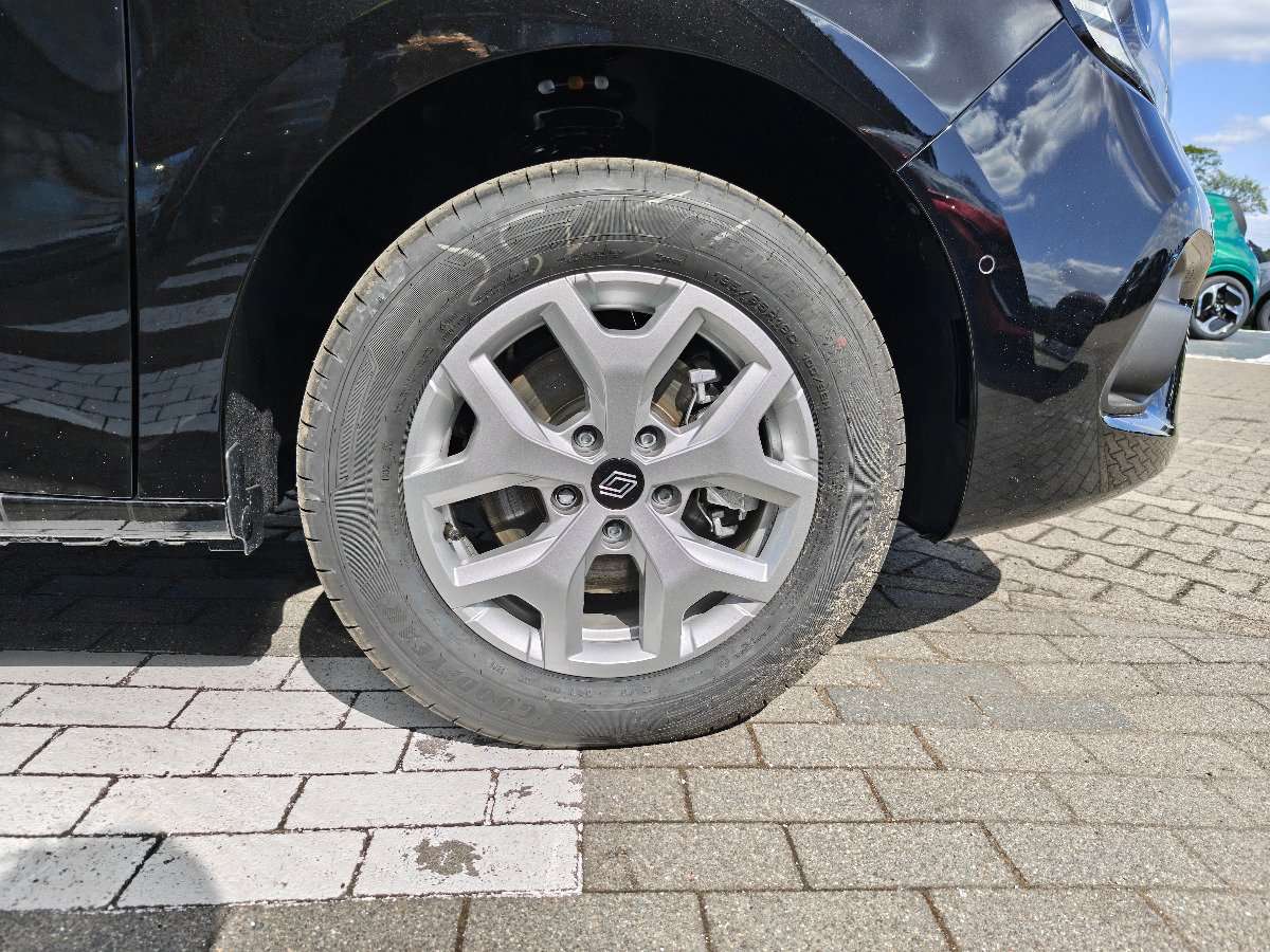 Fahrzeugbild eines Renault Kangoo E-TECH
