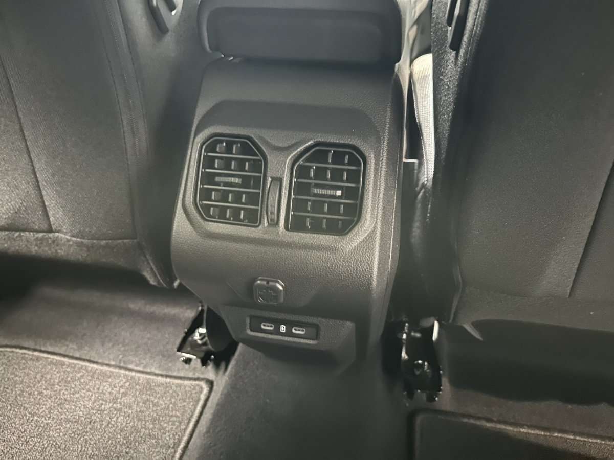 Fahrzeugbild eines Dacia Bigster