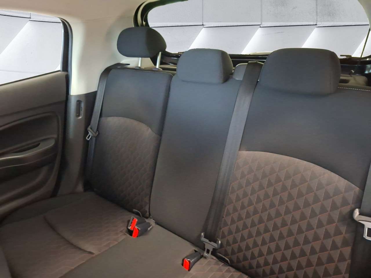 Fahrzeugbild eines Mitsubishi Space Star