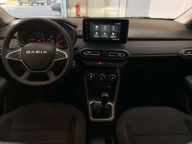 Fahrzeugbild eines Dacia Sandero