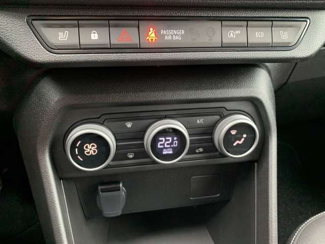 Fahrzeugbild eines Dacia Jogger