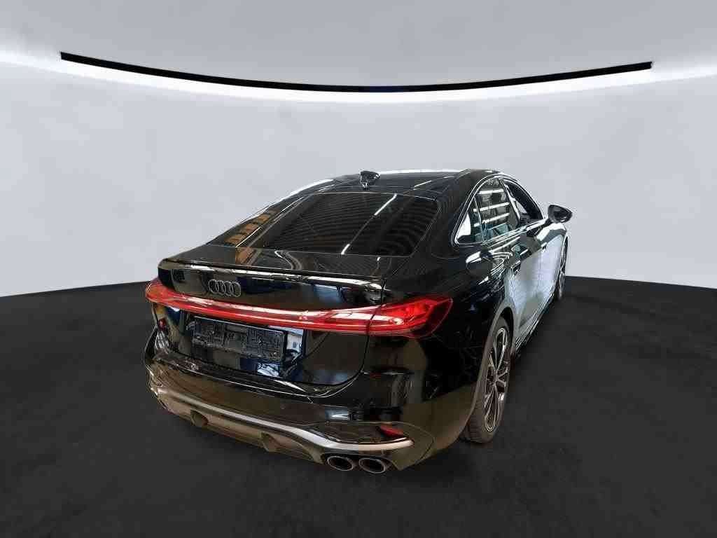 Fahrzeugbild eines Audi S5