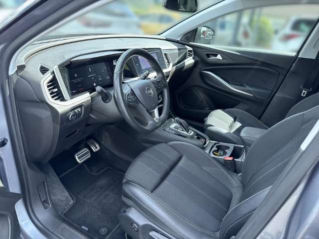 Fahrzeugbild eines Opel Grandland X